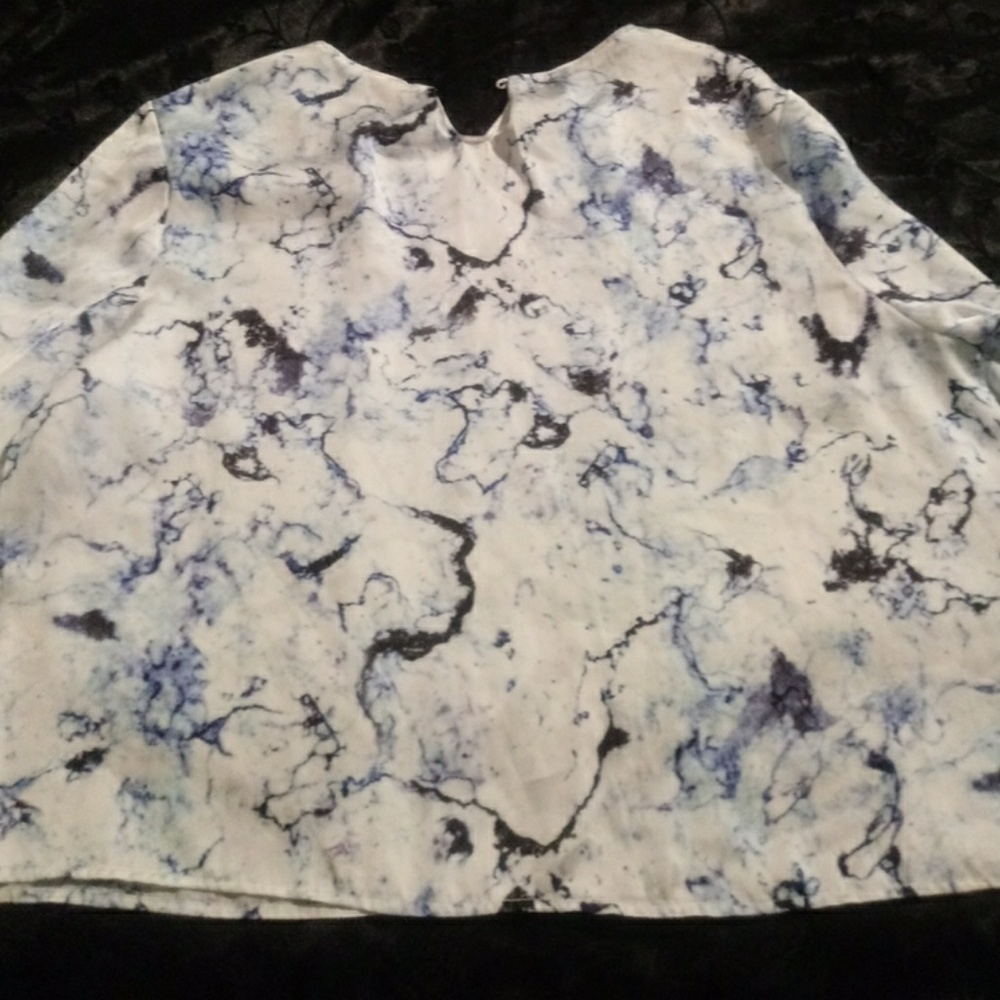 Long sleeve crop top/ new without tag - Picture 2 of 2